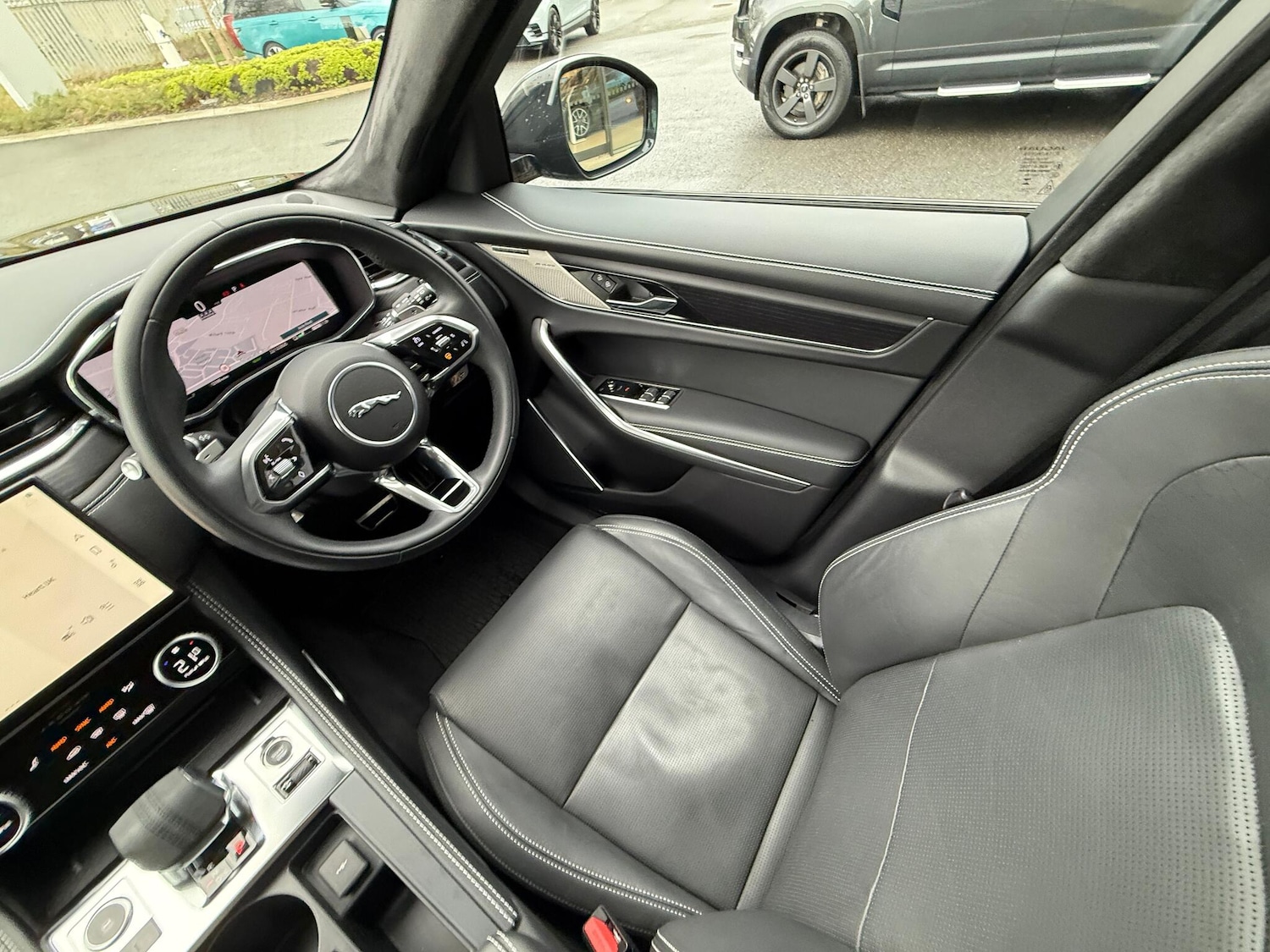 Used Jaguar F-Pace 2024 for sale - 77029315: Photo 13