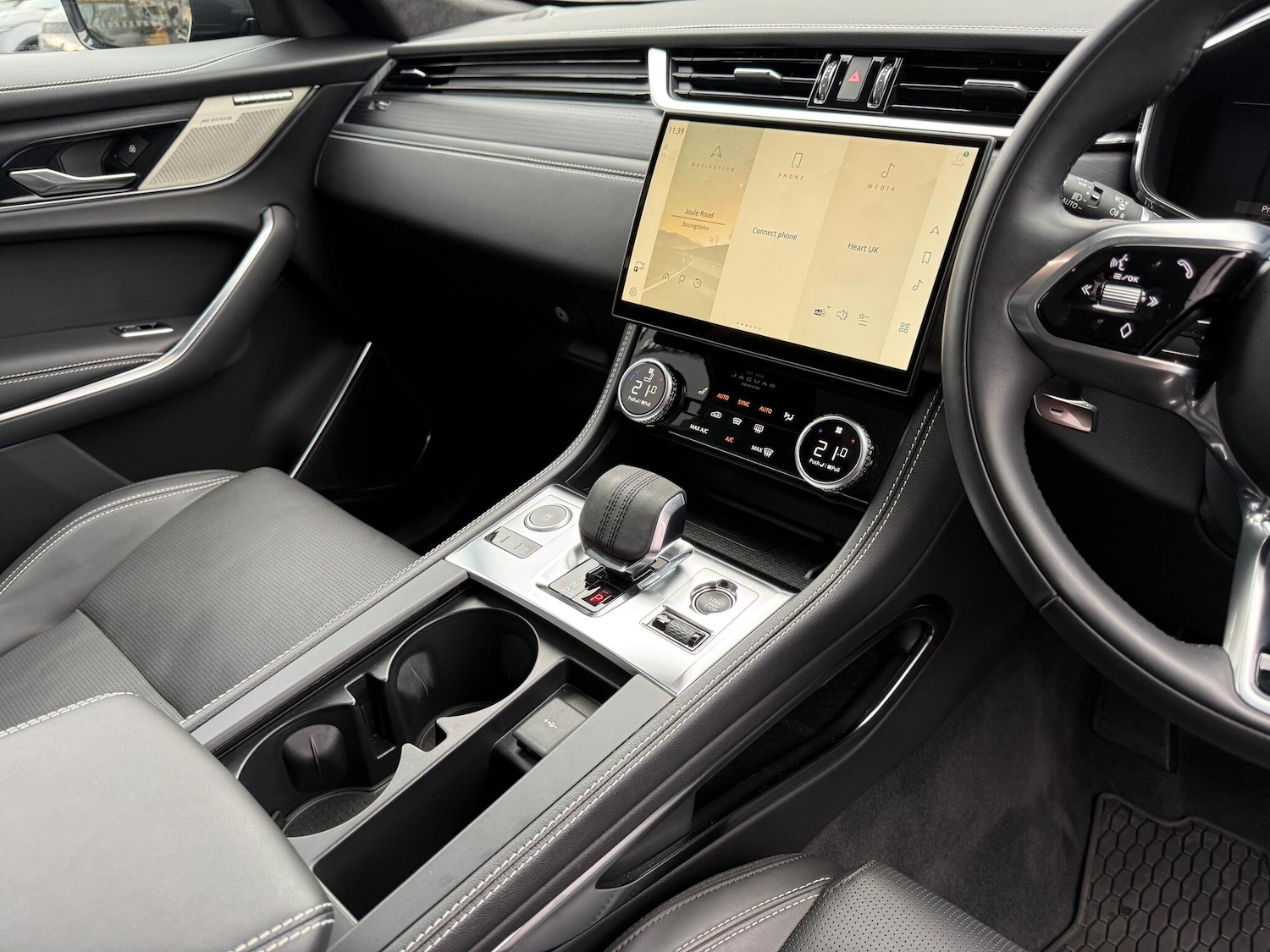 Used Jaguar F-Pace 2024 for sale - 77029315: Photo 19