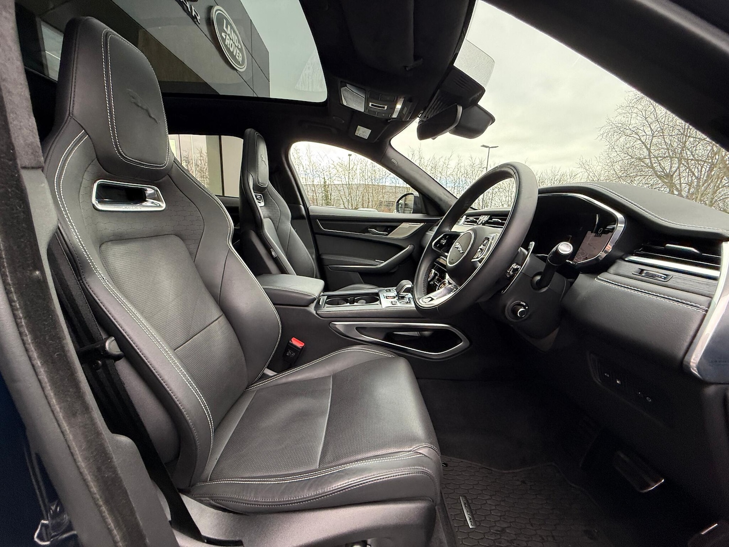 Used Jaguar F-Pace 2024 for sale - 77029315: Photo 9