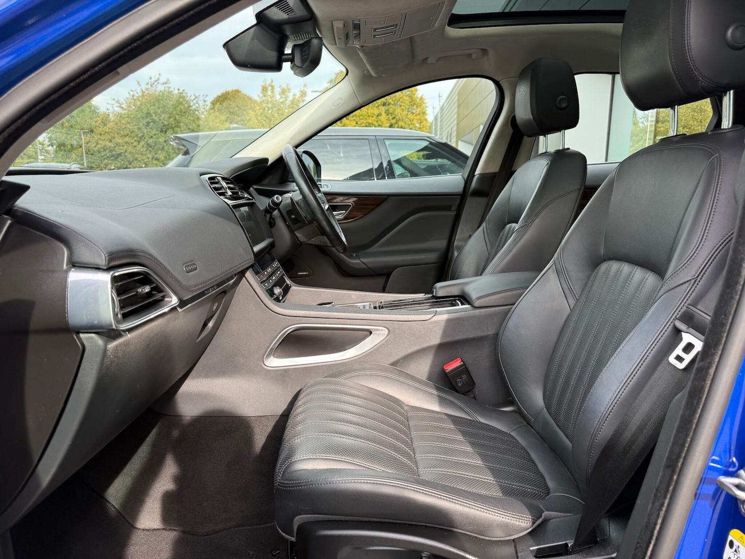 Used Jaguar F-Pace 2020 for sale - 76159130: Photo 10