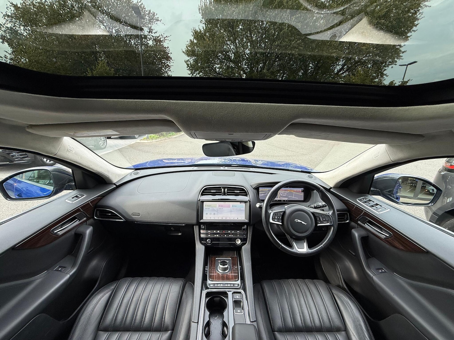 Used Jaguar F-Pace 2020 for sale - 76159130: Photo 3