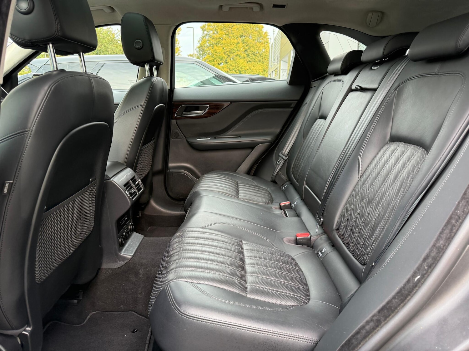 Used Jaguar F-Pace 2020 for sale - 76159130: Photo 46