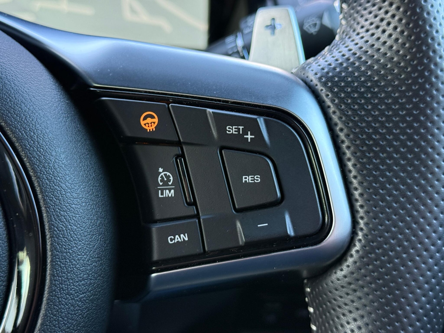 Used Jaguar F-Type 2022 for sale - 76715261: Photo 25