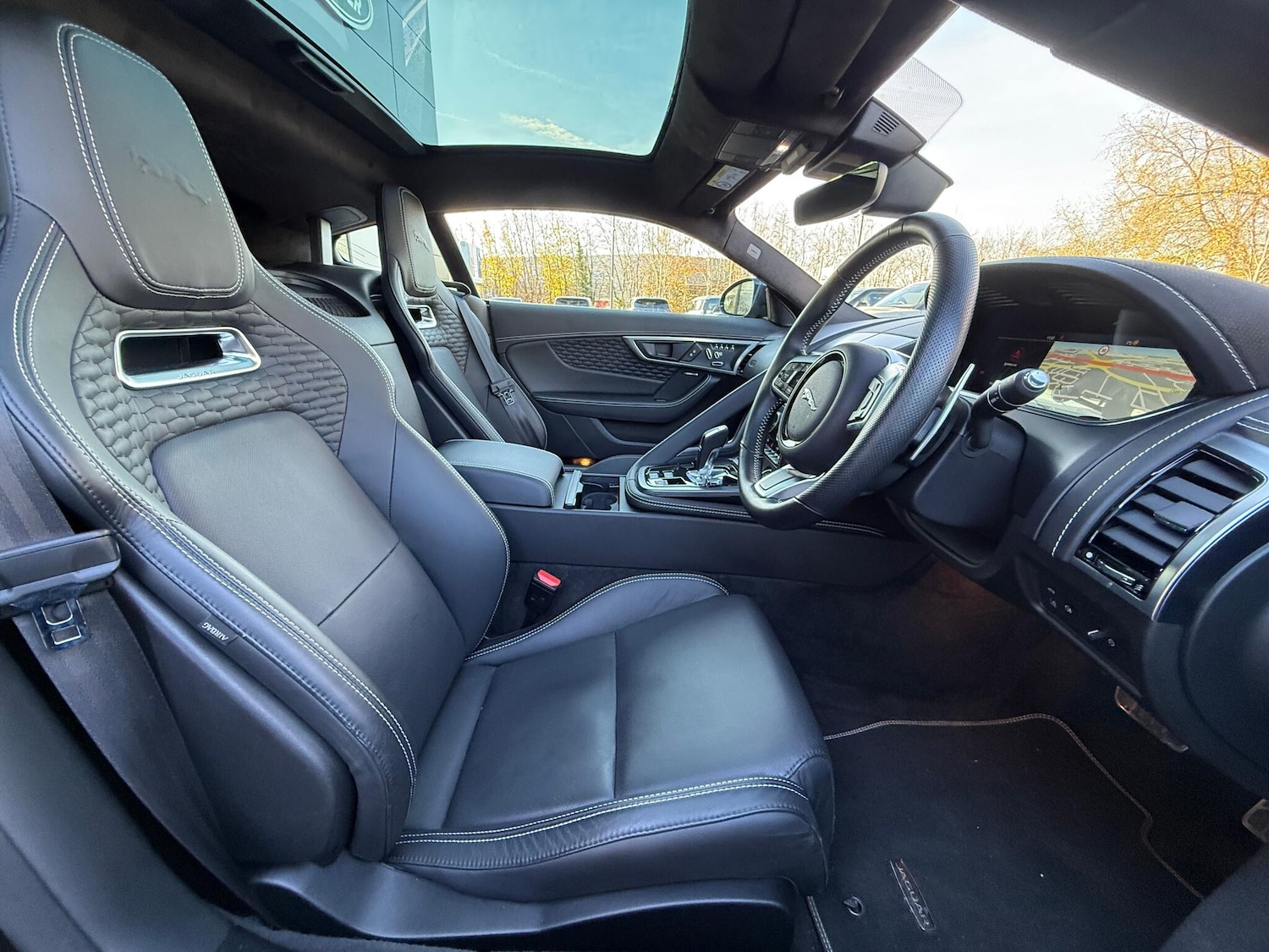 Used Jaguar F-Type 2022 for sale - 76715261: Photo 3