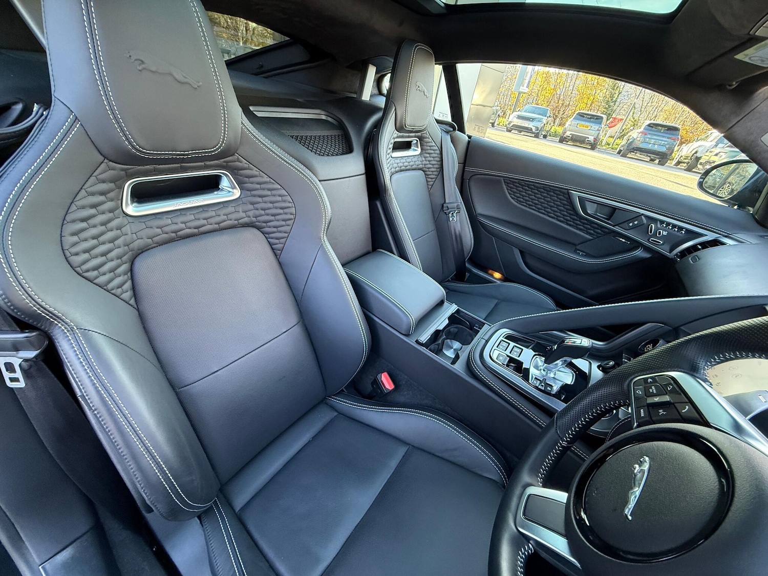 Used Jaguar F-Type 2022 for sale - 76715261: Photo 37