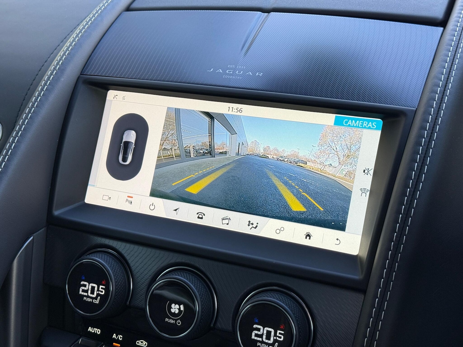 Used Jaguar F-Type 2022 for sale - 76715261: Photo 4