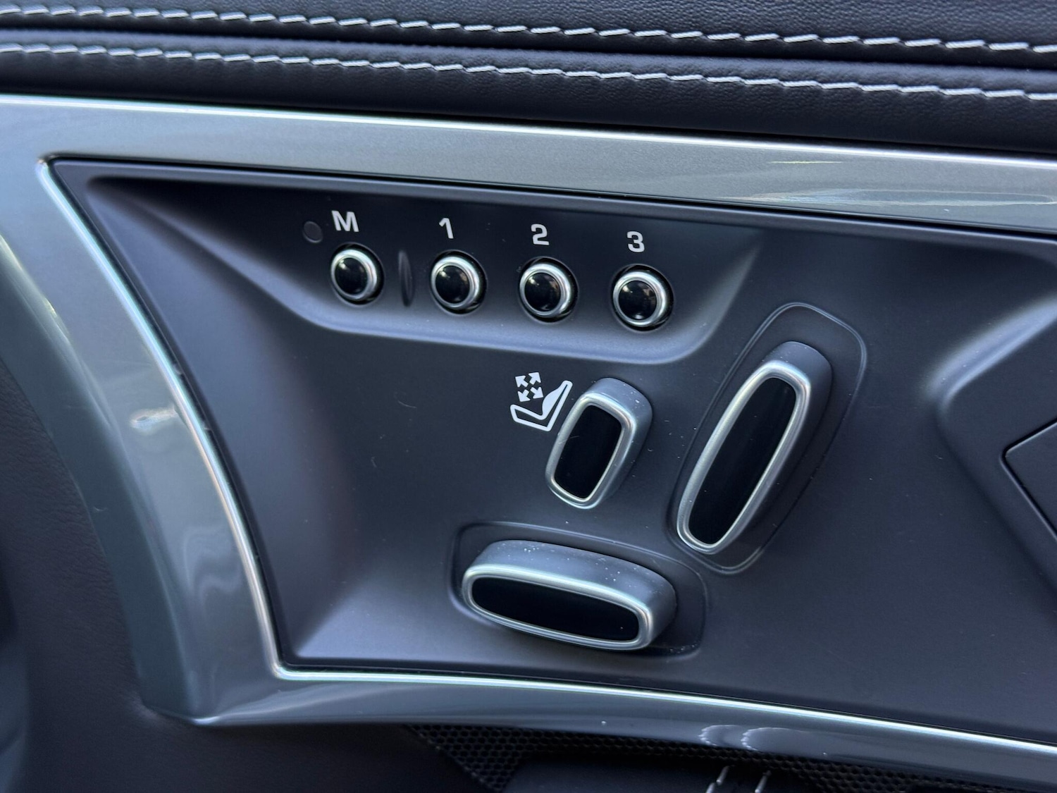 Used Jaguar F-Type 2022 for sale - 76715261: Photo 46