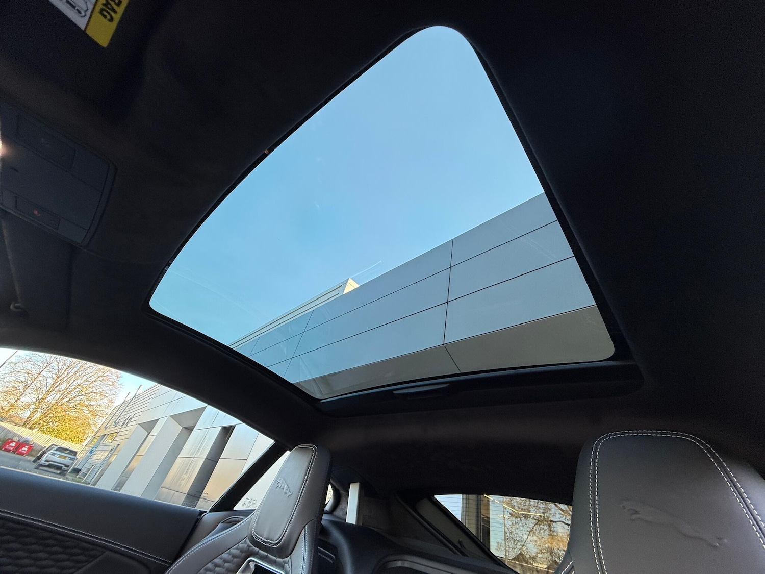 Used Jaguar F-Type 2022 for sale - 76715261: Photo 5