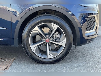 Used Jaguar E-Pace 2024 for sale - 76151517: Photo 4