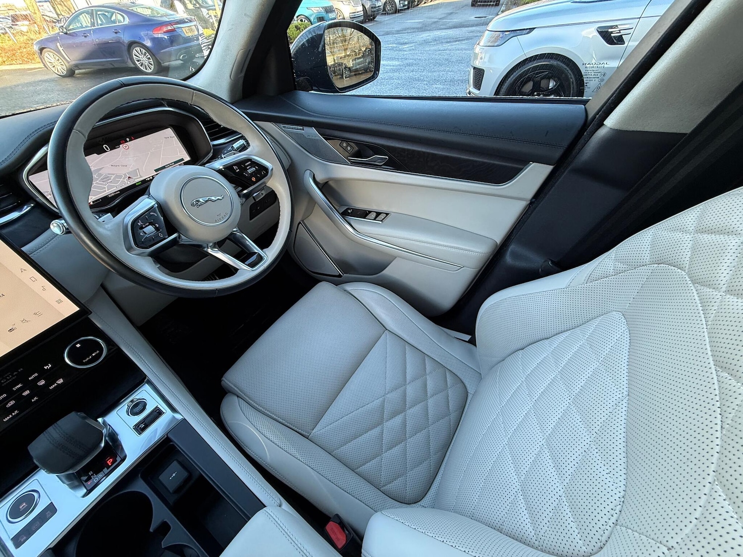 Used Jaguar F-Pace 2021 for sale - 77305458: Photo 13