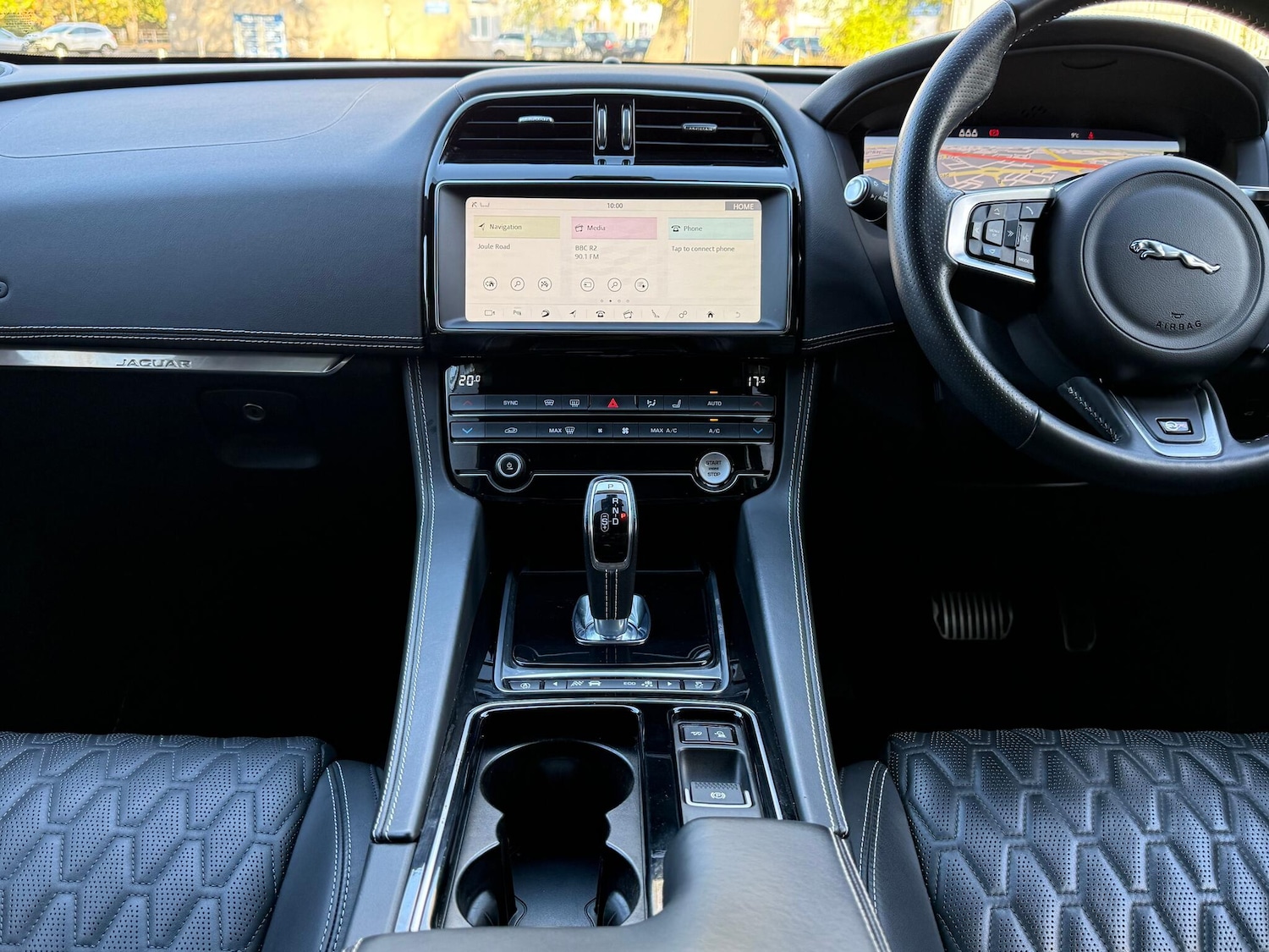 Used Jaguar F-Pace 2020 for sale - 76349105: Photo 15