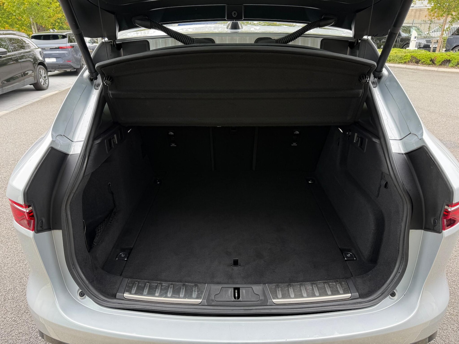 Used Jaguar F-Pace 2021 for sale - 76137373: Photo 38