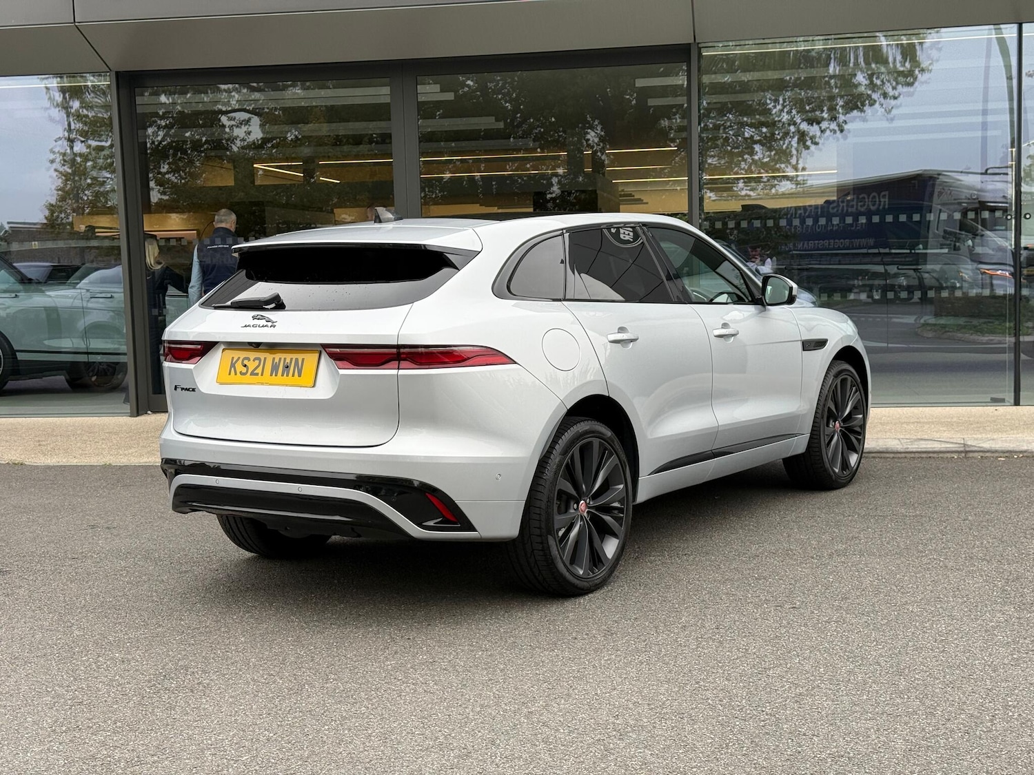 Used Jaguar F-Pace 2021 for sale - 76137373: Photo 7