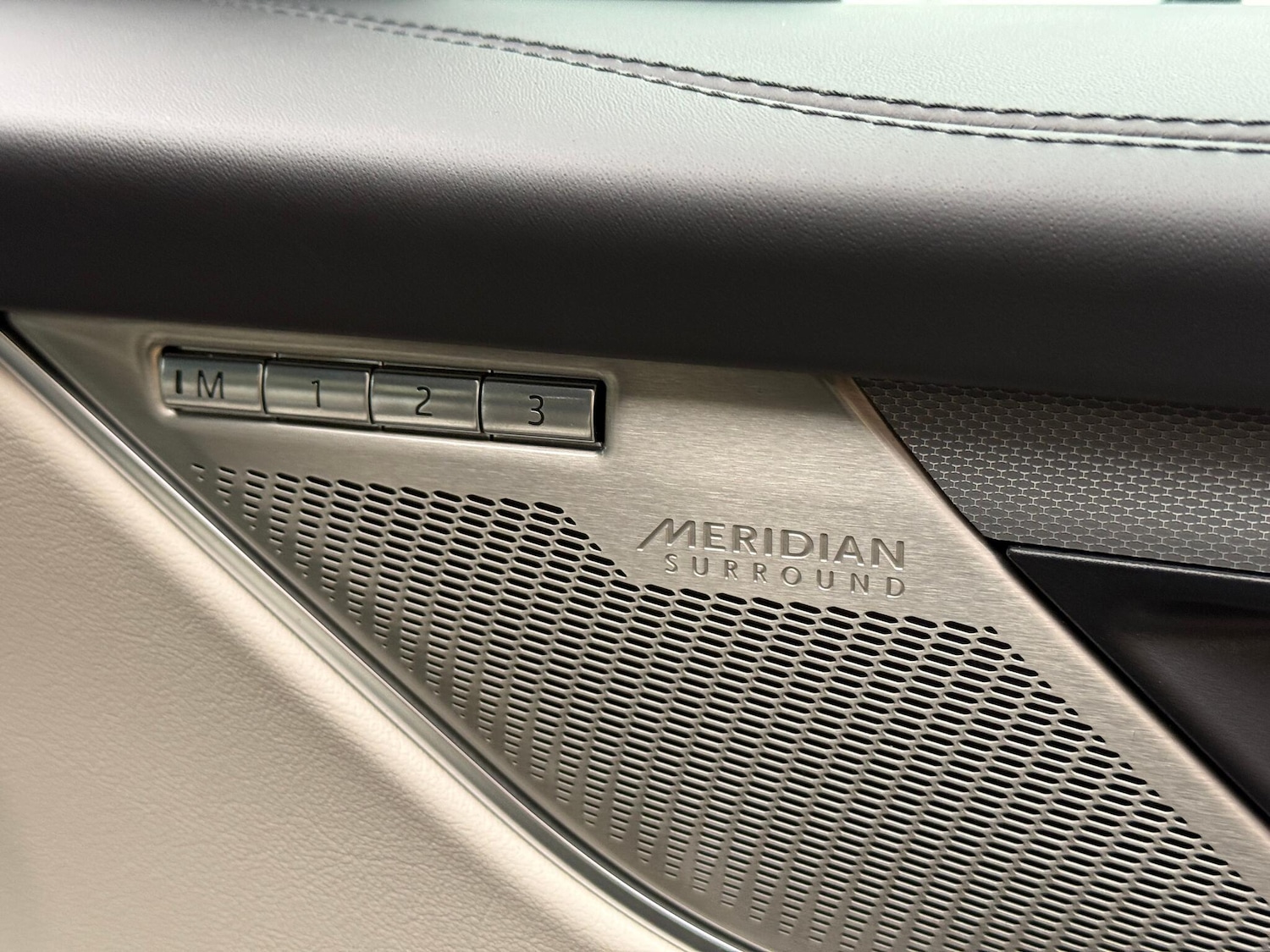 Used Jaguar F-Pace 2022 for sale - 77306215: Photo 21