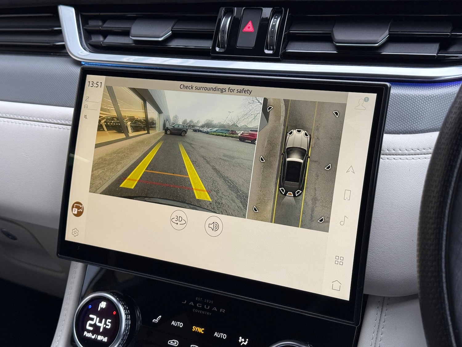 Used Jaguar F-Pace 2022 for sale - 77306215: Photo 4