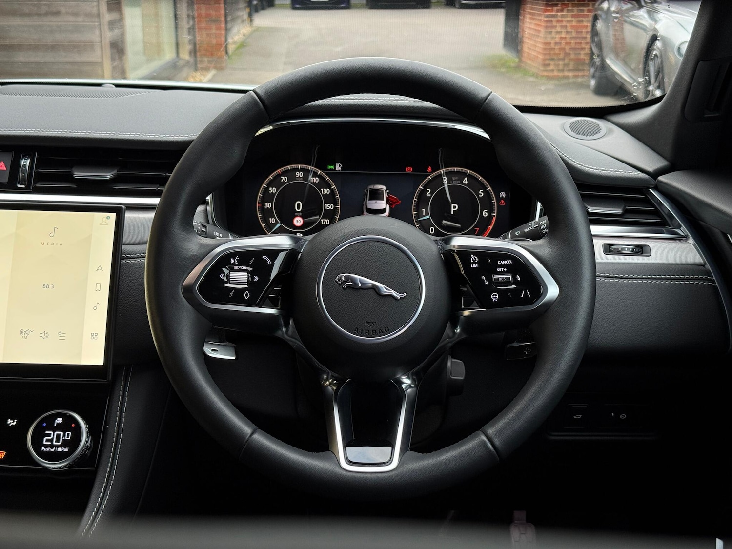 Used Jaguar F-Pace 2023 for sale - 76975738: Photo 19