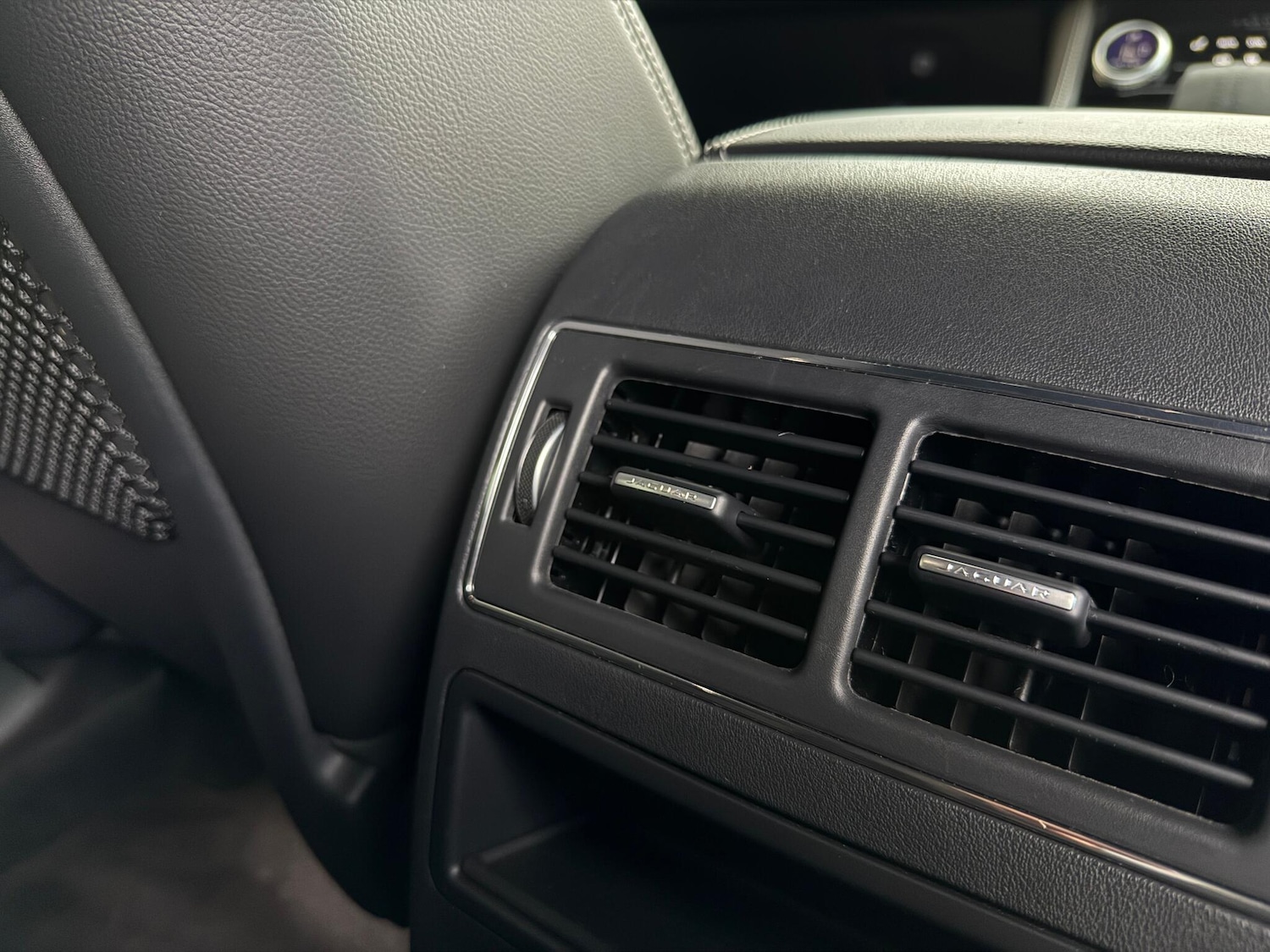 Used Jaguar F-Pace 2023 for sale - 76975738: Photo 20