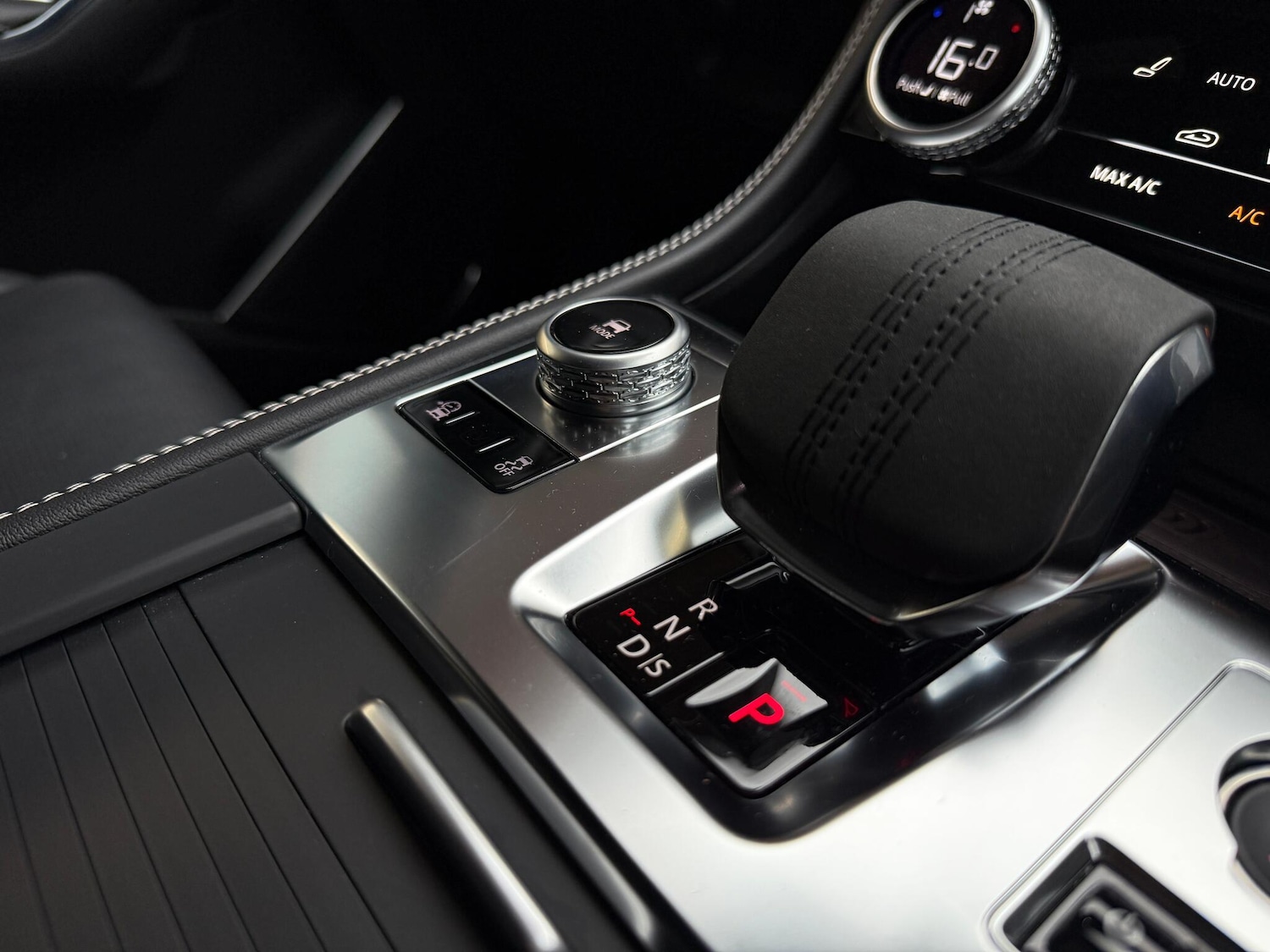 Used Jaguar F-Pace 2023 for sale - 76975738: Photo 27