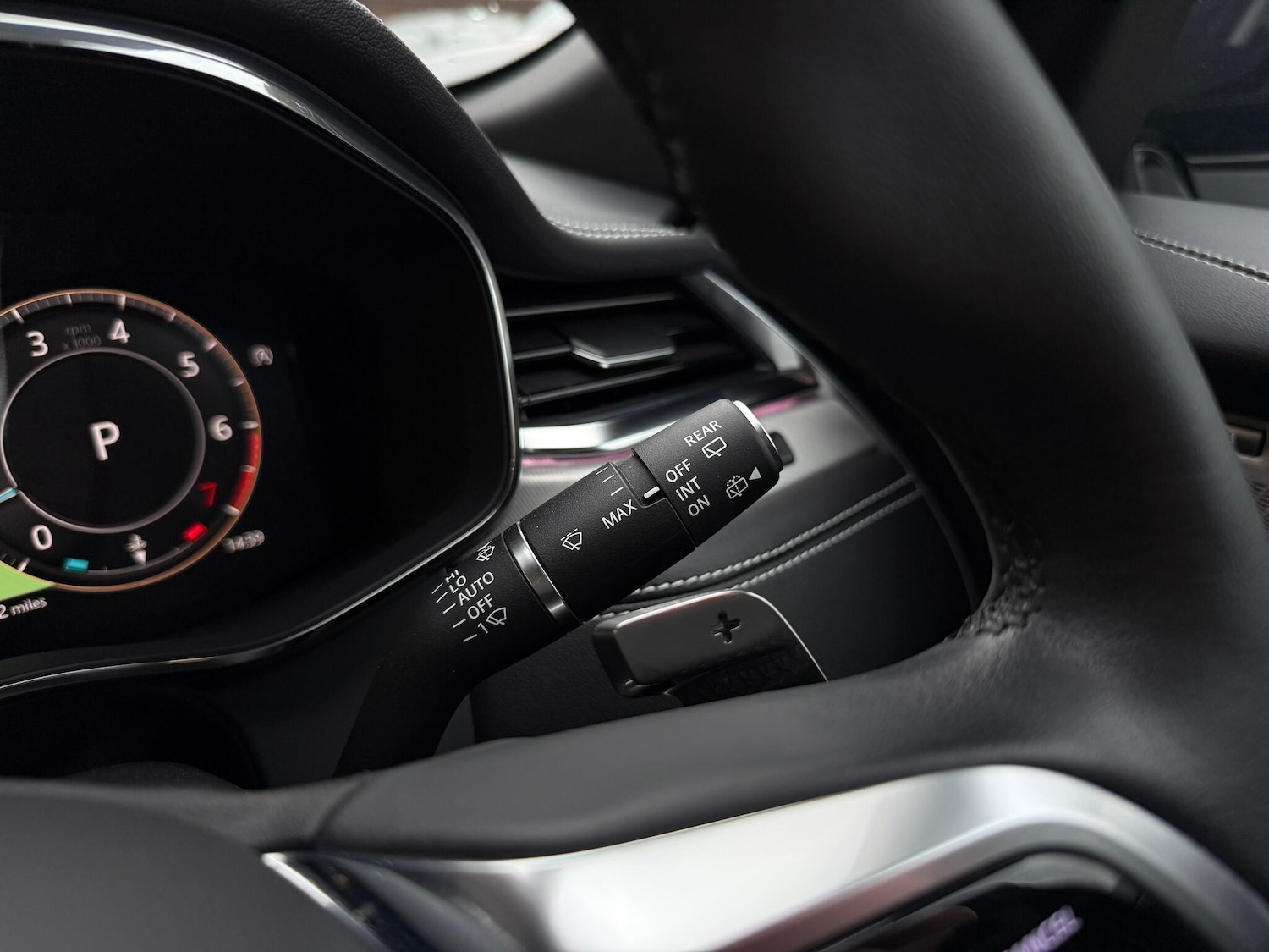 Used Jaguar F-Pace 2023 for sale - 76975738: Photo 29