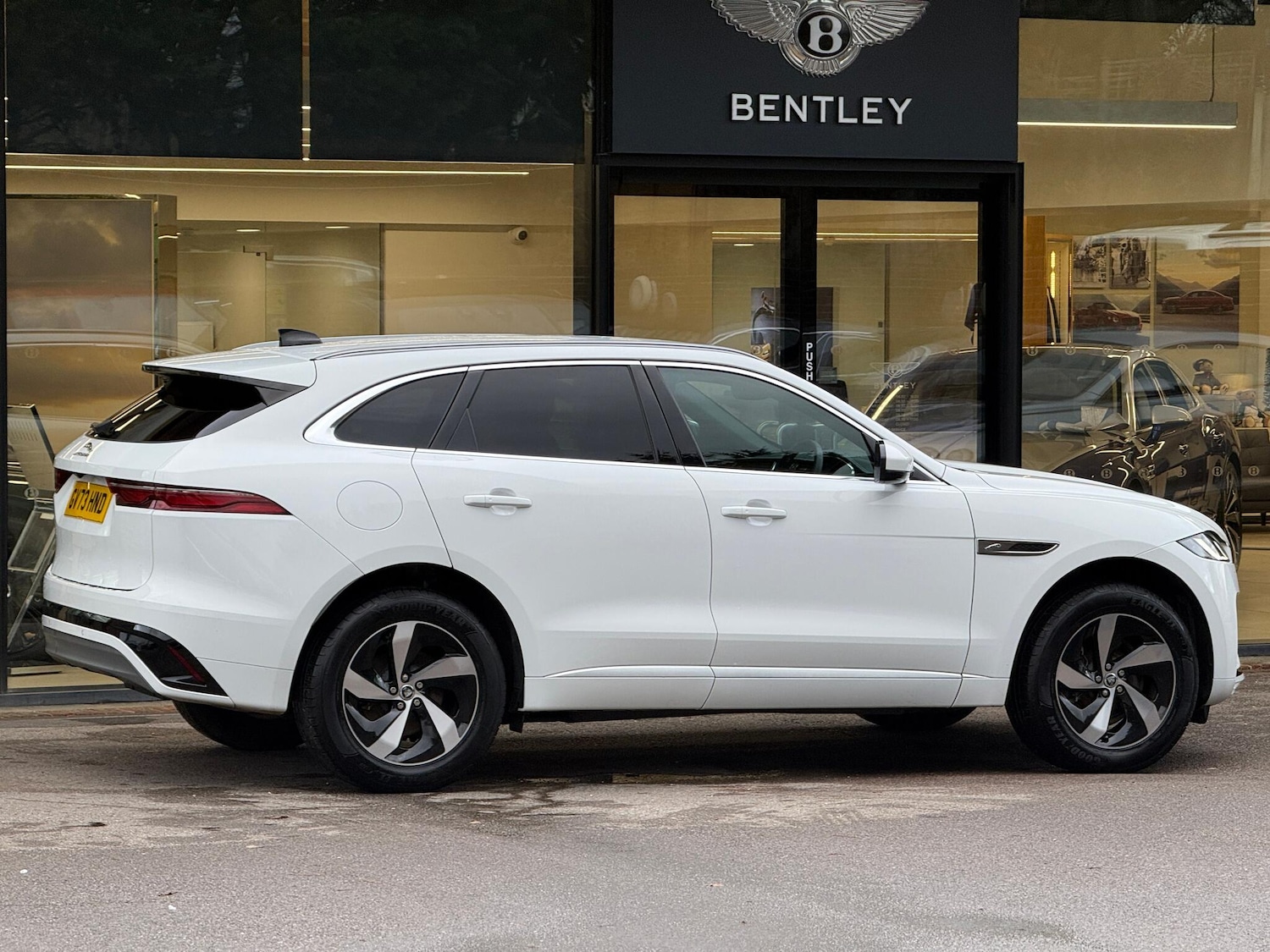 Used Jaguar F-Pace 2023 for sale - 76975738: Photo 8