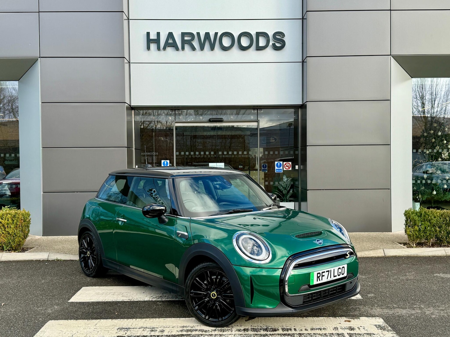 Used MINI Electric Hatch 2022 for sale - 76765676: Photo 1