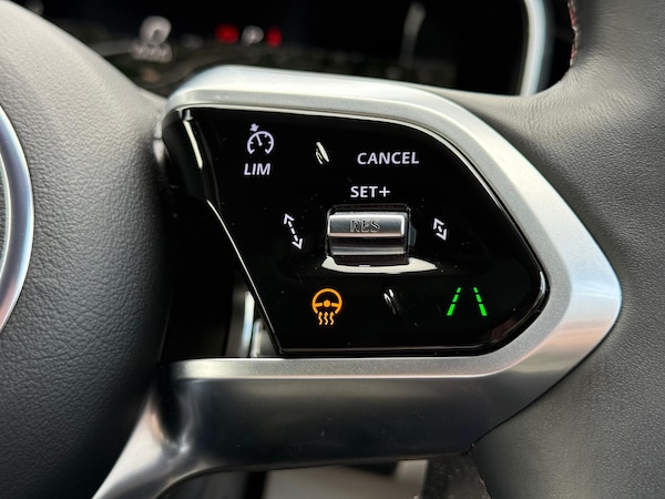 Used Jaguar F-Pace 2024 for sale - 75386951: Photo 27