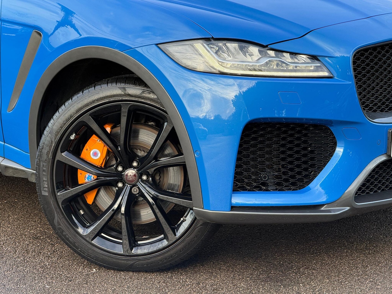 Used Jaguar F-Pace 2019 for sale - 76976071: Photo 2