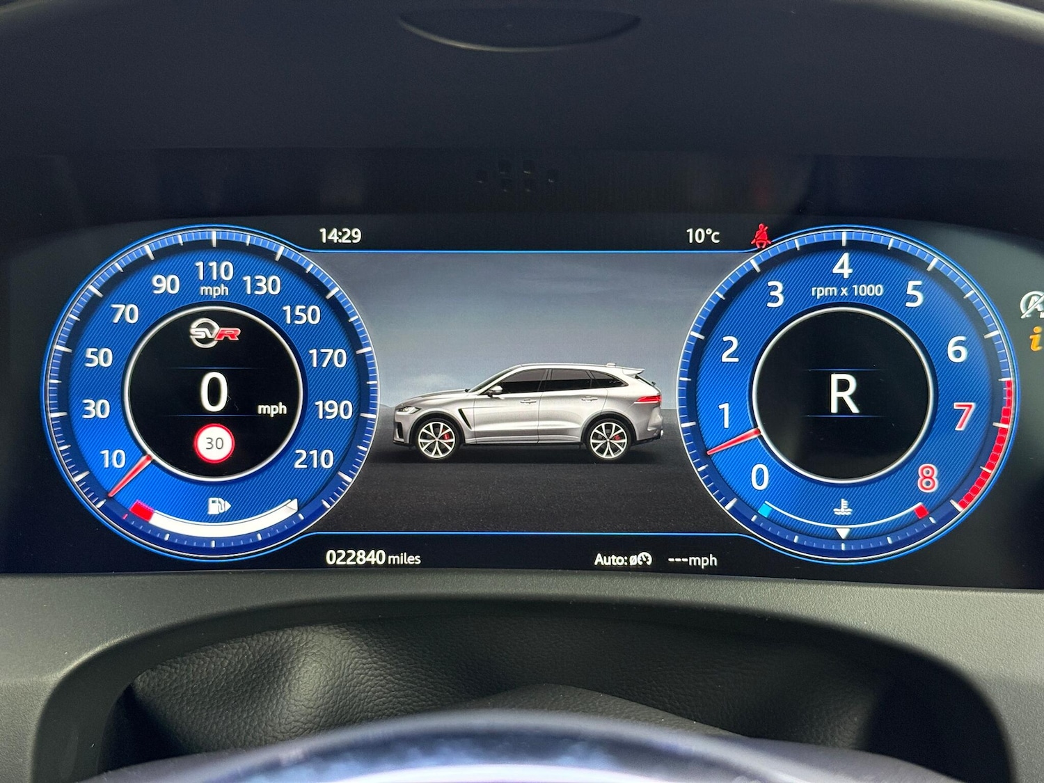 Used Jaguar F-Pace 2019 for sale - 76976071: Photo 32