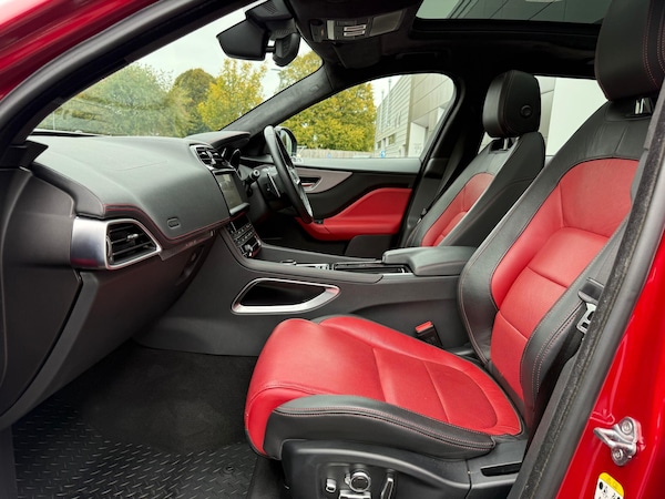 Used Jaguar F-Pace 2019 for sale - 76239384: Photo 10