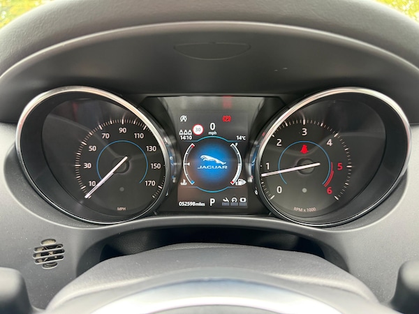 Used Jaguar F-Pace 2019 for sale - 76239384: Photo 22