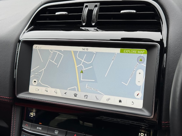 Used Jaguar F-Pace 2019 for sale - 76239384: Photo 28