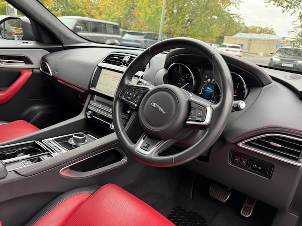 Used Jaguar F-Pace 2019 for sale - 76239384: Photo 30