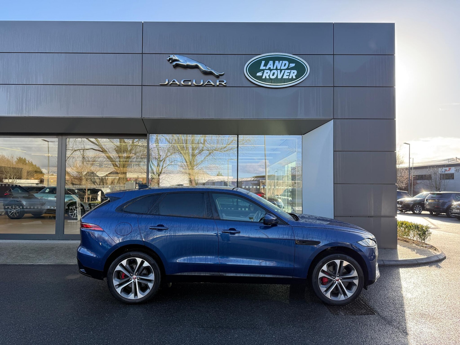 Used Jaguar F-Pace 2021 for sale - 77229896: Photo 2
