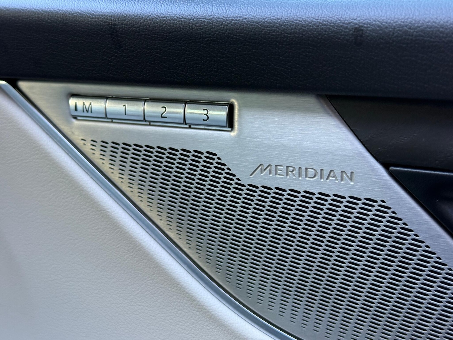 Used Jaguar F-Pace 2021 for sale - 77229896: Photo 21