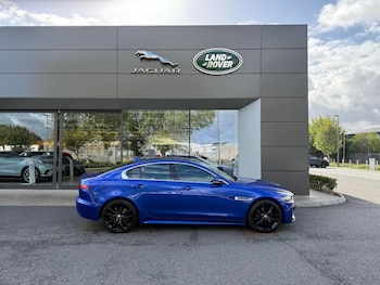 Used Jaguar XE 2020 for sale - 75927881: Photo