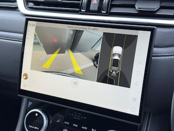 Used Jaguar F-Pace 2024 for sale - 76158929: Photo 4