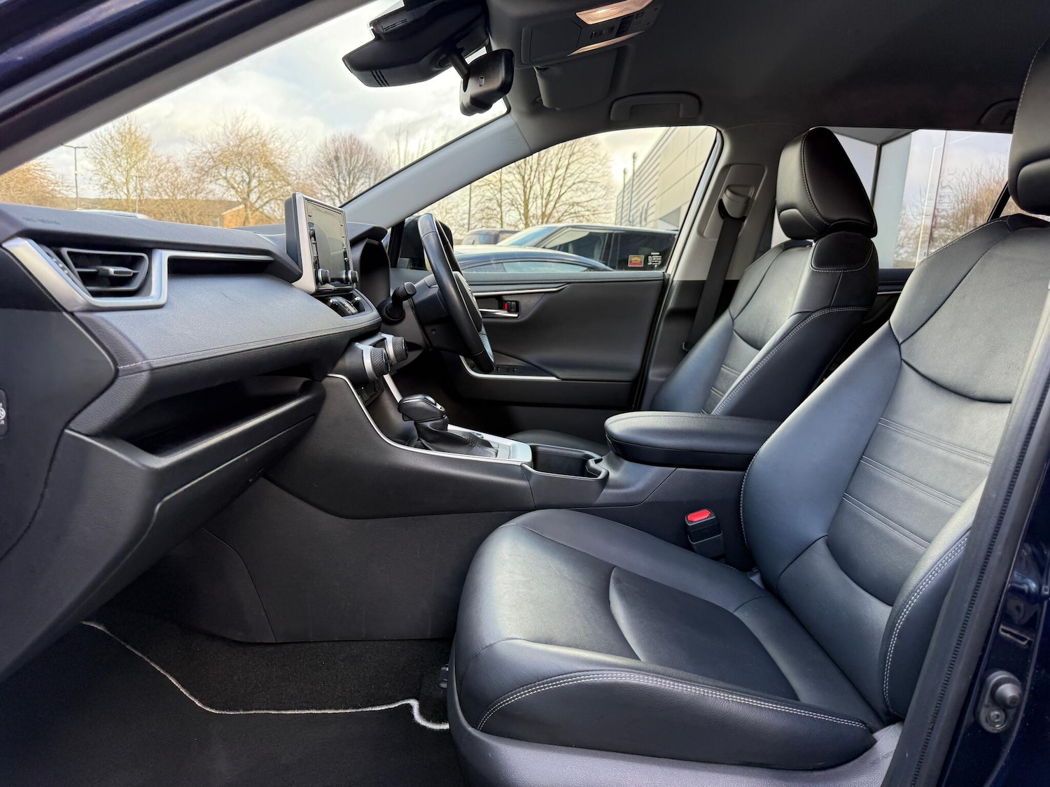 Used Toyota RAV4 2022 for sale - 77573852: Photo 10