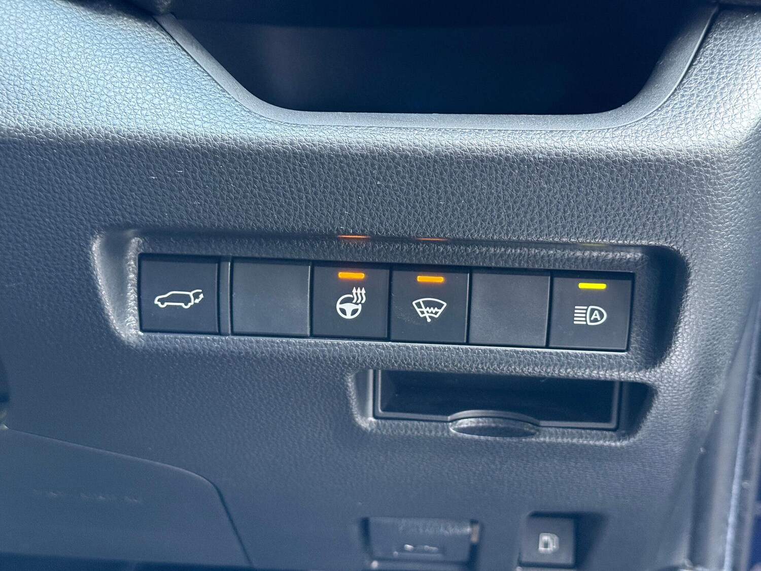 Used Toyota RAV4 2022 for sale - 77573852: Photo 18