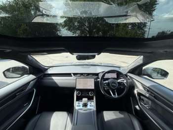 Used Jaguar F-Pace 2023 for sale - 75141712: Photo