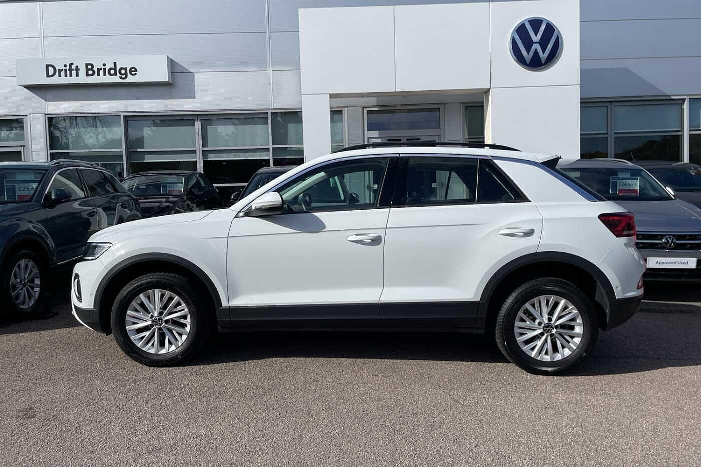 Used Volkswagen T-Roc 2022 for sale - 76121857: Photo 4