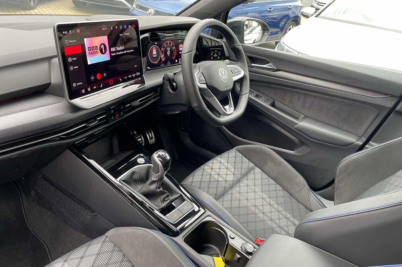 Used Volkswagen Golf 2025 for sale - 77683479: Photo 2