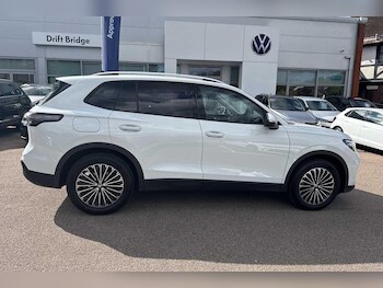 Used Volkswagen Tiguan 2024 for sale - 75838022: Photo