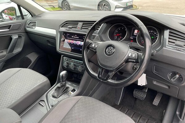 Used Volkswagen Tiguan 2018 for sale - 76137841: Photo 6