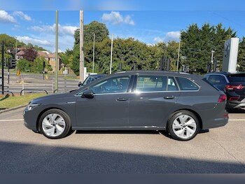 Used Volkswagen Golf 2022 for sale - 75310592: Photo