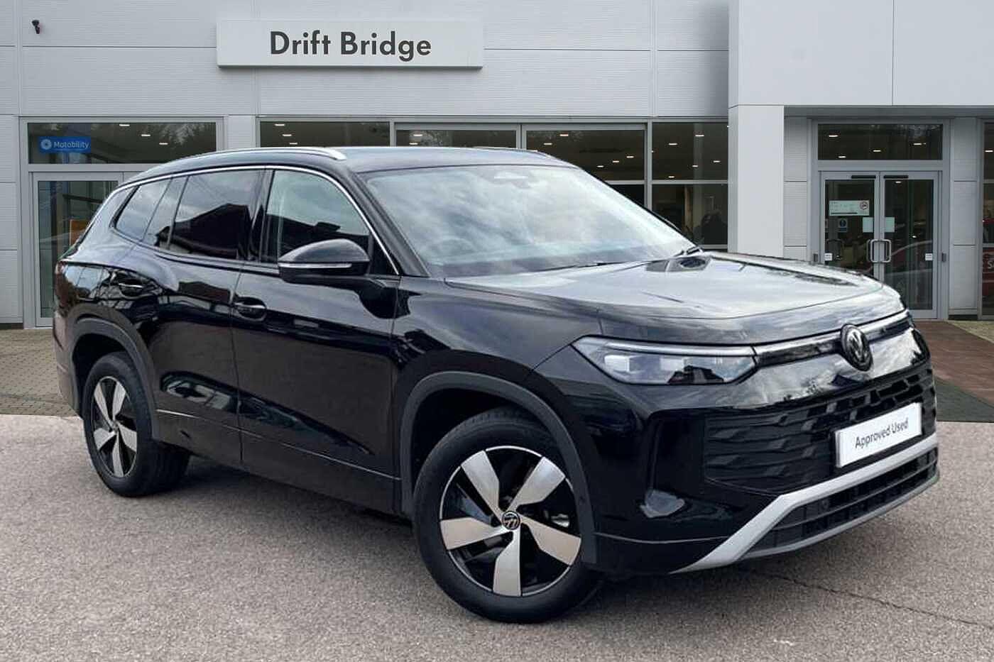 Used Volkswagen Touran 2025 for sale - 76592044: Photo 1