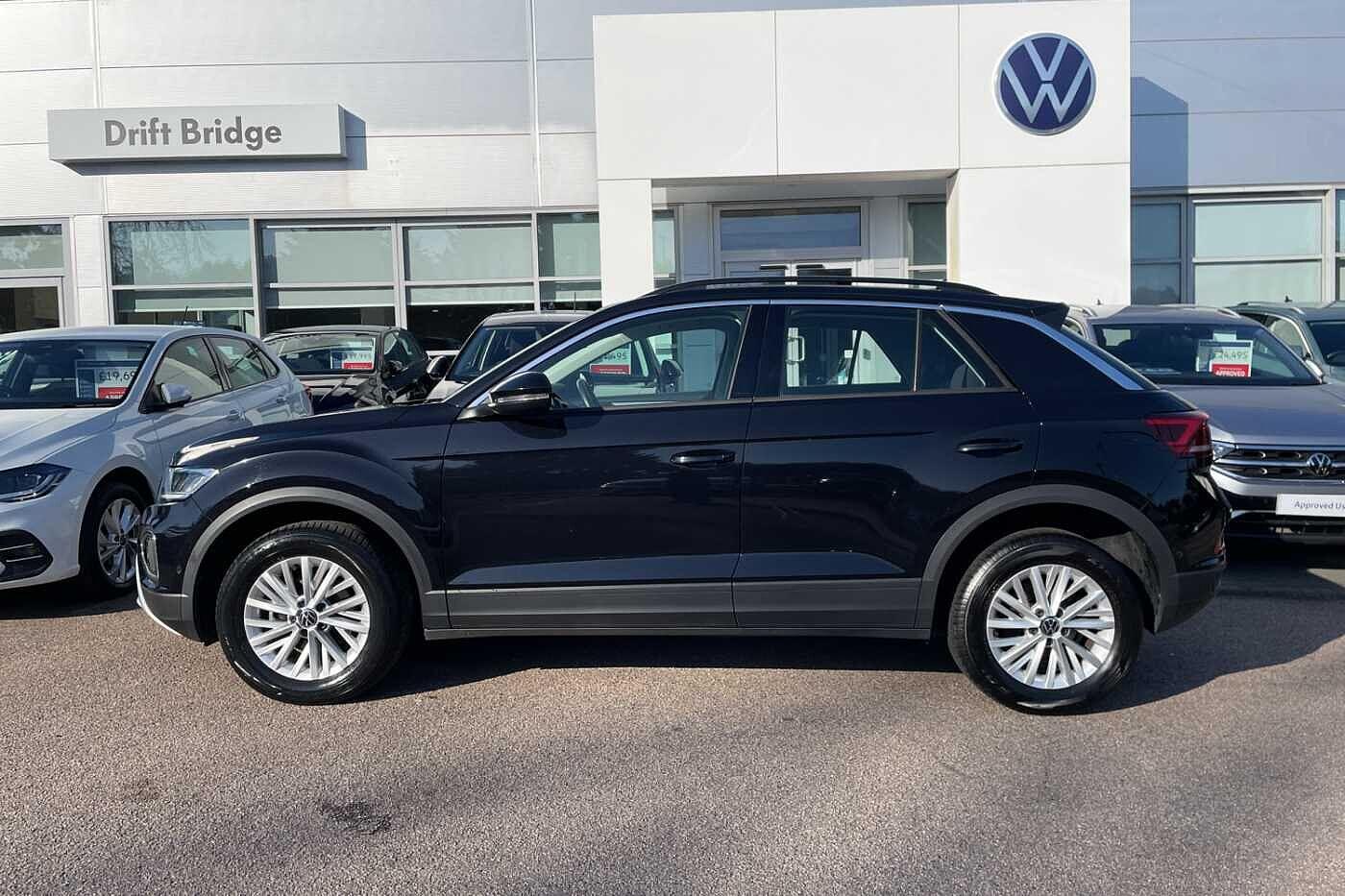 Used Volkswagen T-Roc 2022 for sale - 76059667: Photo 4