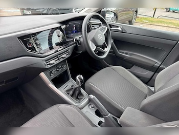 Used Volkswagen Polo 2024 for sale - 75634507: Photo