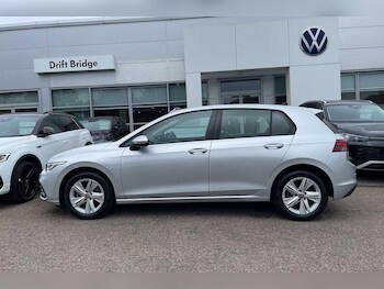 Used Volkswagen Golf 2024 for sale - 78276001: Photo