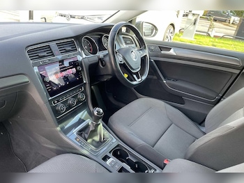 Used Volkswagen Golf 2020 for sale - 76538235: Photo