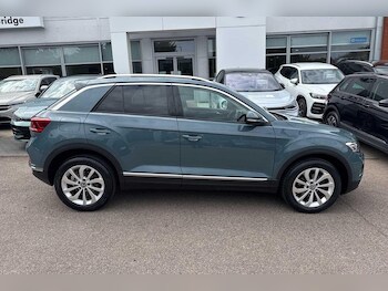Used Volkswagen T-Roc 2024 for sale - 75635713: Photo